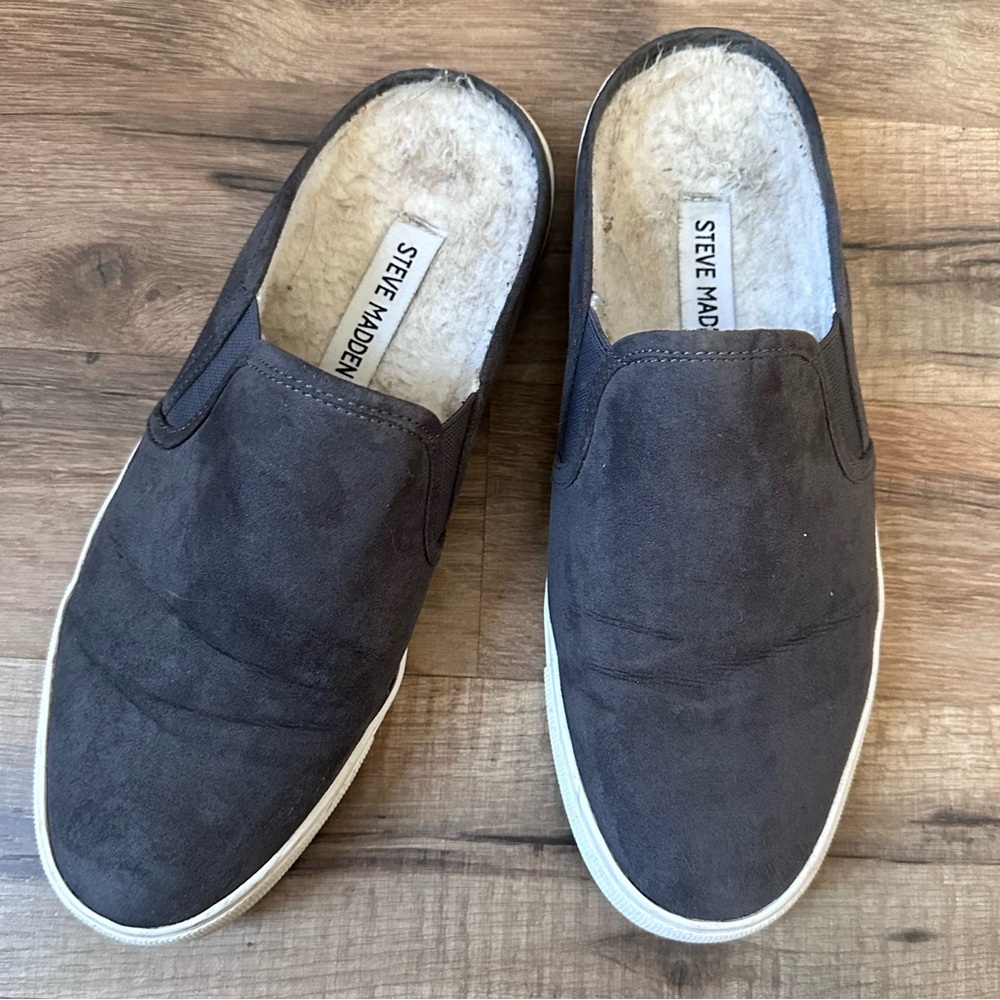 Steve Madden Zima Grey w/Faux Fur Lining Slip On Shoes - Size 8.5